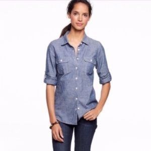 Classic J. Crew Chambray Button Up Size 8